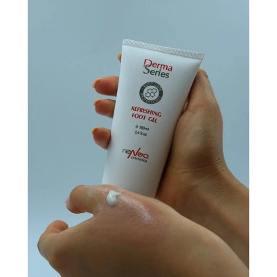DERMA SERIES Охолоджуючий гель для ніг REFRESHING FOOT GEL, 100 мл